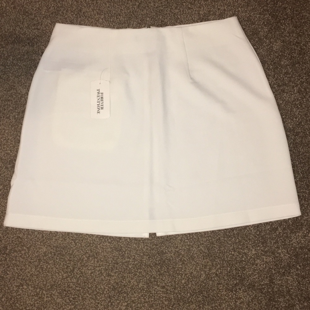 Forever 21 skirt - Picture 2 of 5